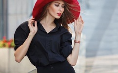 小草青青视频免费观看